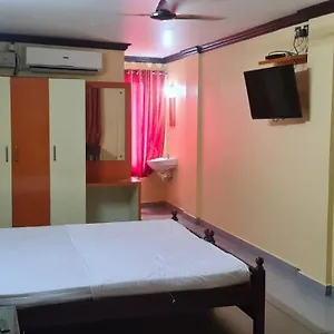 prestige-tourist-home.hotels-alappuzha.com/
