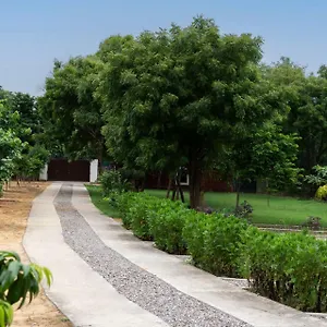 stayvista-at-idyllic-farmhouse-a-glasshouse.top-gurgaonhotels.com/